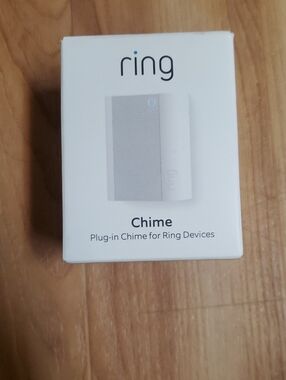 Ring Chime Plug-In Speaker in White and Light Gray
